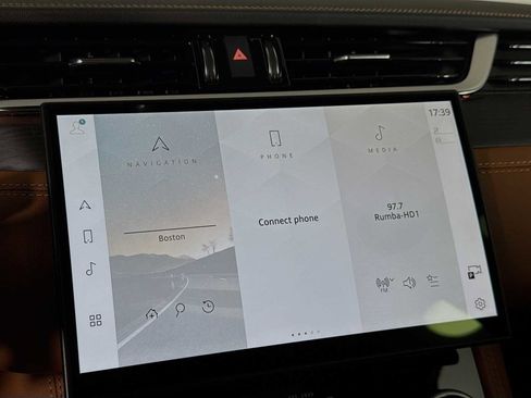 New 2026 Jaguar F-PACE R-Dynamic S image 14