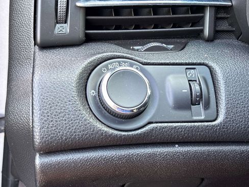 Used 2013 Chevrolet Malibu LT FWD image 15
