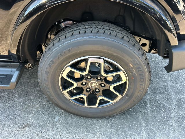 New 2026 Ford Bronco Outer Banks AWD/4WD image 12