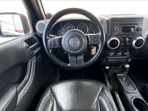 Used 2013 Jeep Wrangler Sahara w/ Connectivity Group AWD/4WD image 14