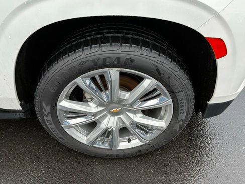 Used 2021 Chevrolet Suburban High Country image 17