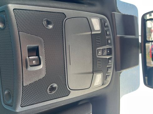 Used 2018 Ford F150 Lariat w/ Equipment Group 502A Luxury image 32