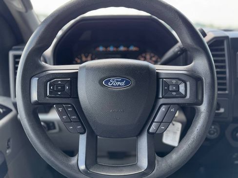 Used 2017 Ford F150 XL w/ Equipment Group 101A Mid RWD image 14