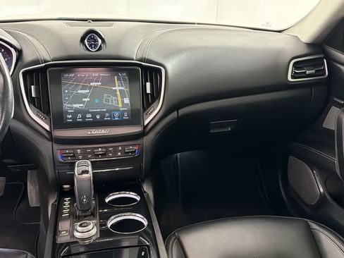 Used 2020 Maserati Ghibli S GranLusso AWD/4WD image 30