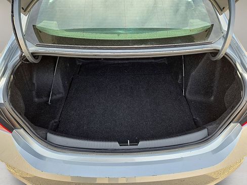 Used 2024 Chevrolet Malibu LT image 15