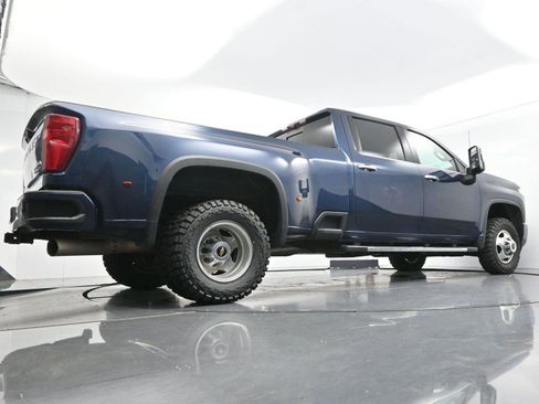 Used 2023 Chevrolet Silverado 3500 High Country w/ Technology Package AWD/4WD image 45