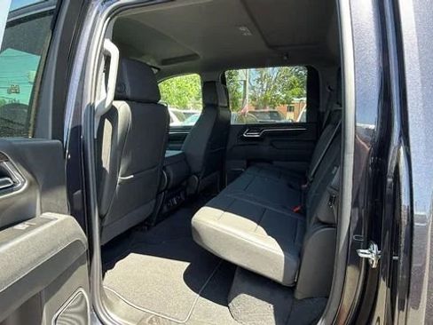 New 2026 GMC Sierra 2500 SLT w/ LPO, Black Badging Package AWD/4WD image 33