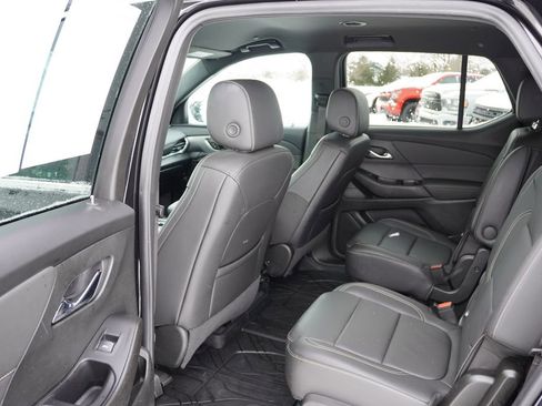 Certified 2023 Chevrolet Traverse LT w/ LT Premium Package image 16