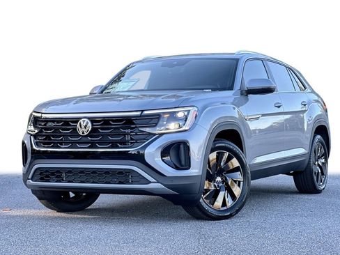 New 2026 Volkswagen Atlas Cross Sport SE image 1