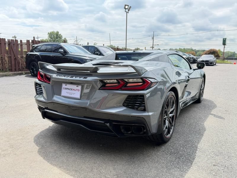 Used 2024 Chevrolet Corvette Stingray Preferred Conv w/ Z51 Performance Package RWD image 7