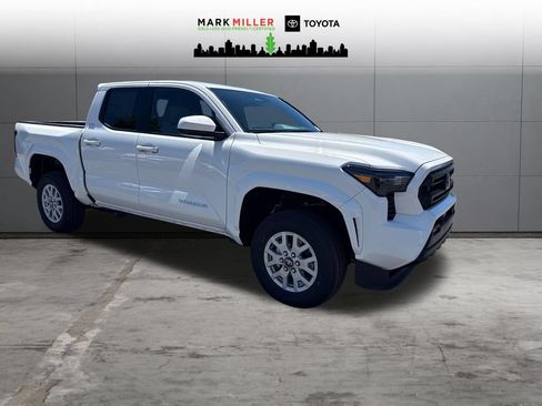 New 2026 Toyota Tacoma SR5 AWD/4WD image 8