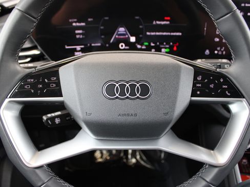 Certified 2025 Audi Q5 Premium Plus w/ Premium Plus AWD/4WD image 17
