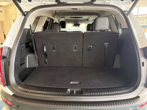 Used 2020 Kia Telluride EX w/ EX Premium Package FWD image 11