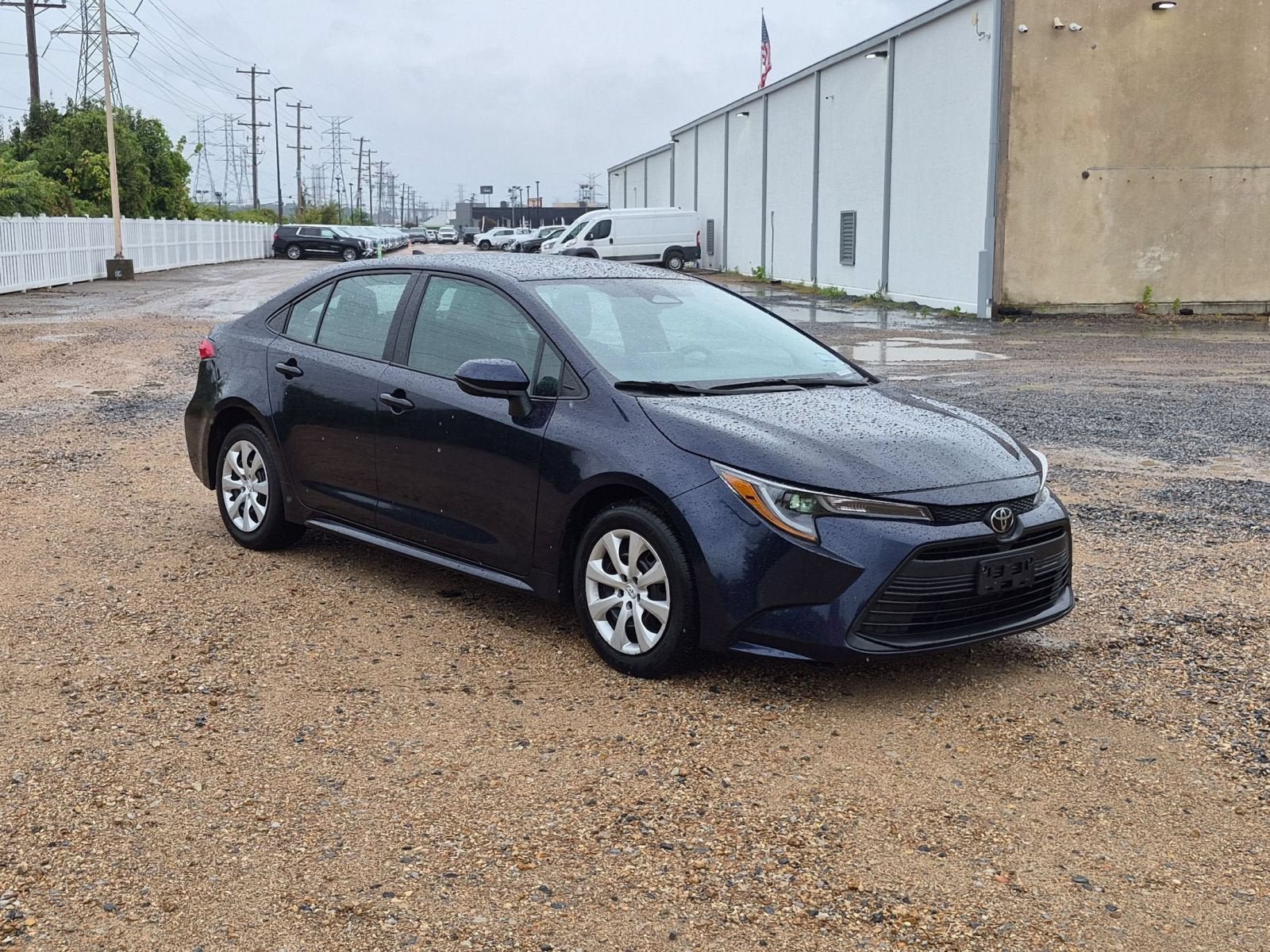 Used 2025 Toyota Corolla LE FWD image 8