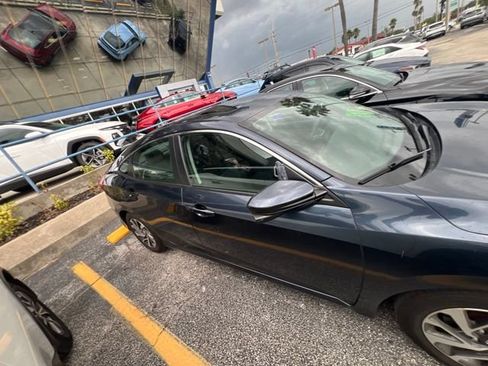 Used 2016 Honda Civic EX image 9