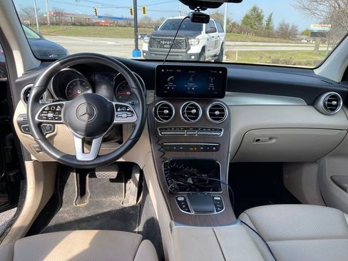 Used 2022 Mercedes-Benz GLC 300 GLC 300 image 11