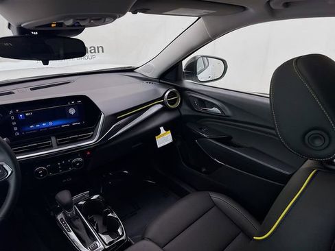 New 2026 Chevrolet Trax ACTIV w/ Sunroof Package image 25