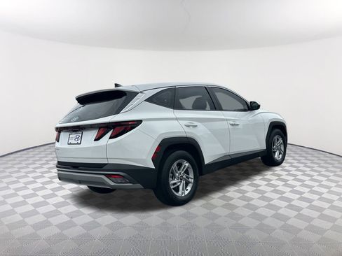 Used 2025 Hyundai Tucson SE image 7