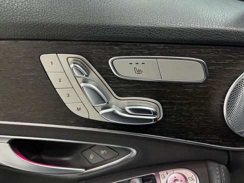 Used 2019 Mercedes-Benz C 300 4MATIC Sedan image 17