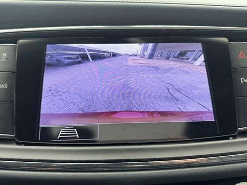 Used 2020 Buick Enclave Essence w/ Sport Touring Edition image 16