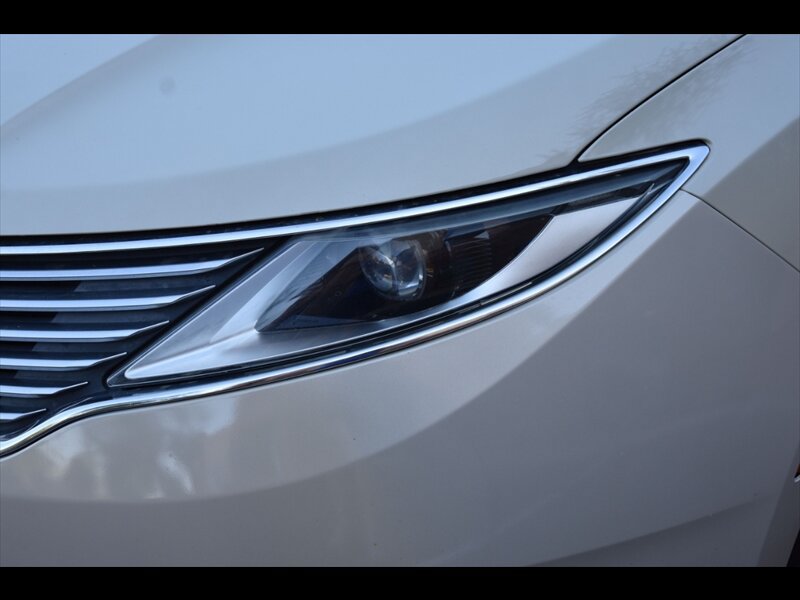 Used 2014 Lincoln MKZ w/ Equipment Group 102A Reserve FWD image 46