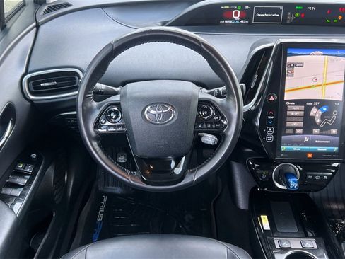 Certified 2021 Toyota Prius Prime Limited w/ Carpet Mat Package (TMS) image 16