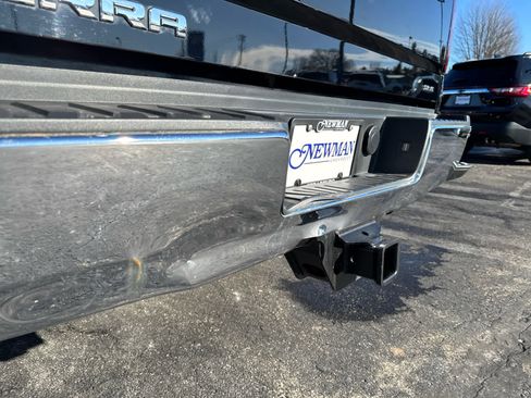 Used 2015 GMC Sierra 2500 SLE w/ SLE Preferred Package image 17