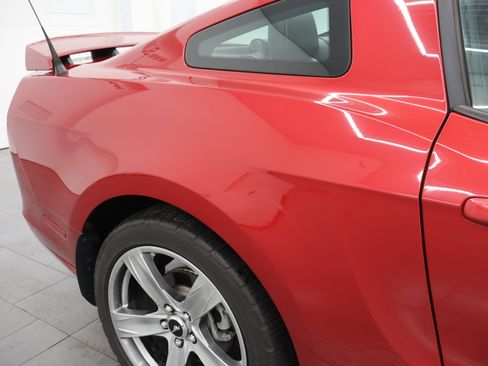 Used 2013 Ford Mustang GT Premium w/ Comfort Pkg RWD image 24