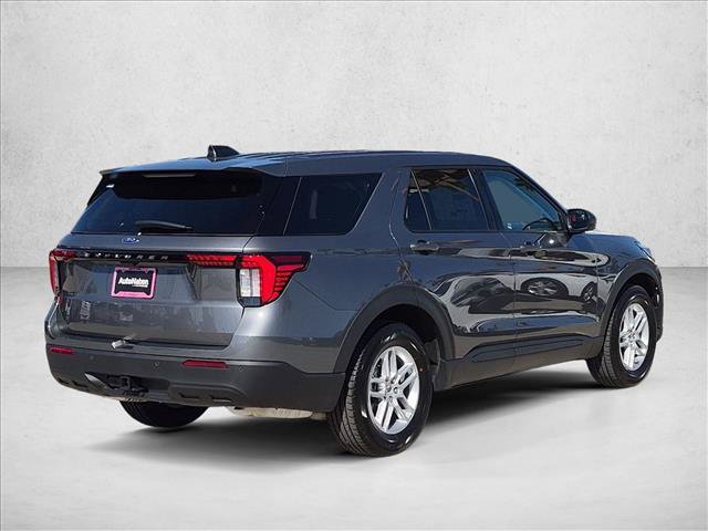 New 2026 Ford Explorer Active RWD image 2