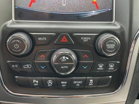 Used 2018 Jeep Grand Cherokee Limited AWD/4WD image 27