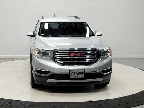 Used 2018 GMC Acadia SLE FWD image 3