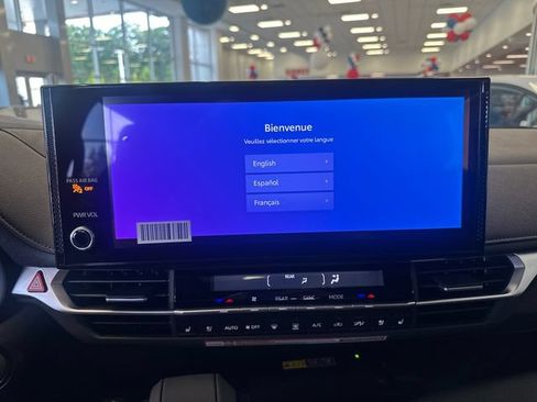 New 2026 Toyota Sienna Platinum AWD/4WD image 28