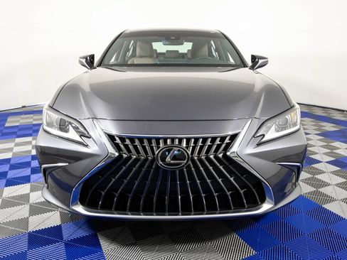 Used 2023 Lexus ES 350 w/ Premium Package FWD image 2