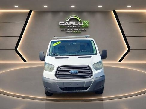 Used 2015 Ford Transit 250 130 Low Roof RWD image 3