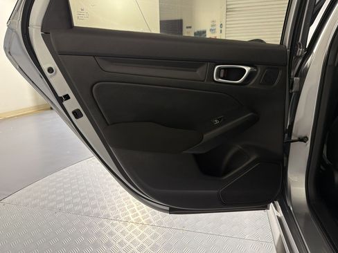 Used 2025 Honda Civic Sport image 29