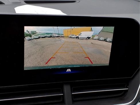 Used 2025 Chevrolet Trax LT FWD image 14