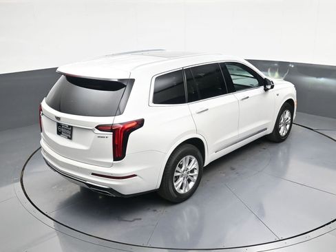 Used 2024 Cadillac XT6 Luxury w/ LPO, Floor Liner Package AWD/4WD image 31