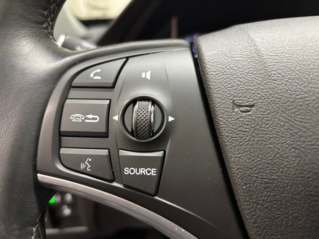 Used 2020 Acura MDX SH-AWD image 27