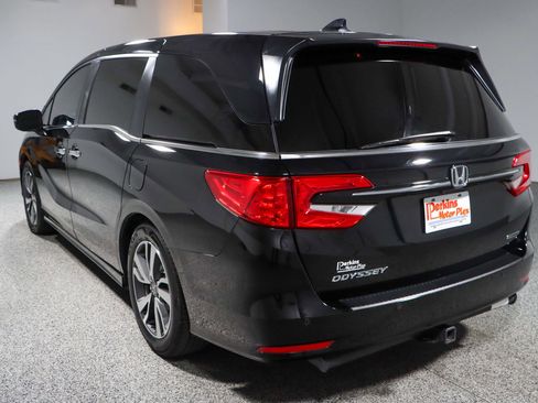 Used 2023 Honda Odyssey Touring image 9