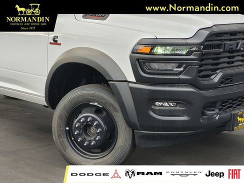 New 2025 RAM 4500 Tradesman AWD/4WD image 5