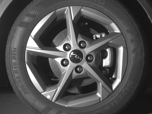 Used 2025 Kia K4 LXS image 13