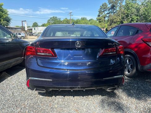 Used 2017 Acura TLX V6 w/ Technology Package FWD image 5