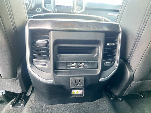 Used 2022 RAM 1500 Big Horn image 24