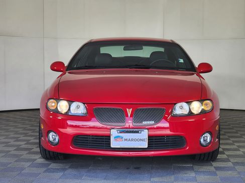 Used 2004 Pontiac GTO w/ Limited Edition Pulse Red RWD image 2