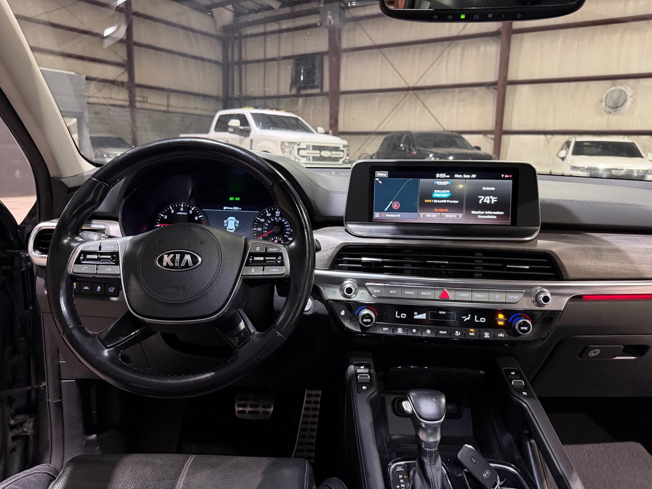 Used 2021 Kia Telluride SX w/ Towing Package AWD/4WD image 29