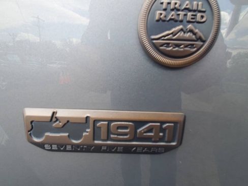 Used 2016 Jeep Wrangler Unlimited Sahara AWD/4WD image 16