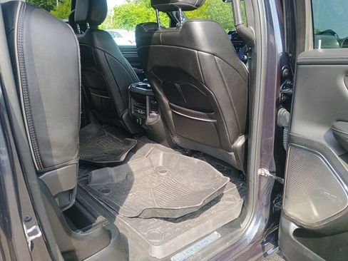 Used 2021 RAM 1500 Limited AWD/4WD image 17