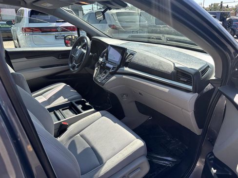 Used 2019 Honda Odyssey EX image 19