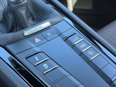 Certified 2023 Porsche 718 Cayman image 23