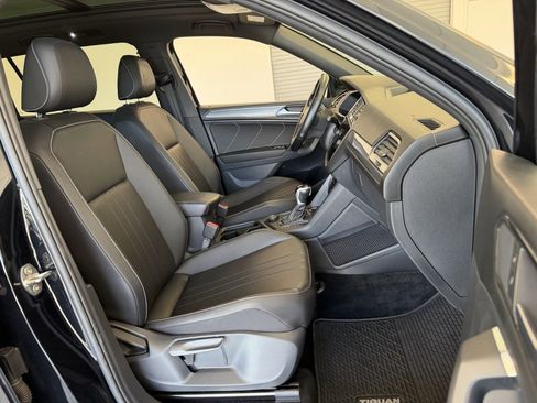 Used 2022 Volkswagen Tiguan SE R-Line AWD/4WD image 38